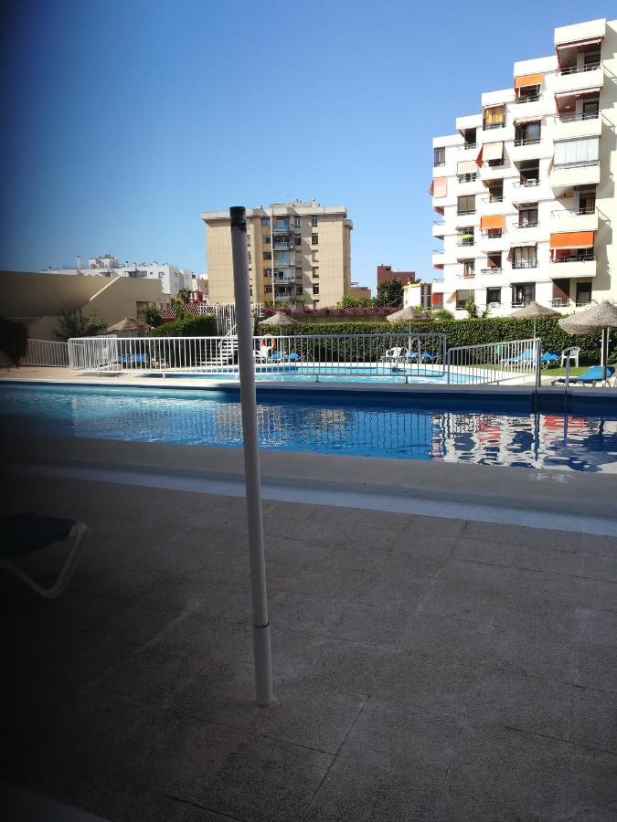 2 Dormitorios, 5 Personas, Piscinas, 10 Min Playa, Plaza La Nogalera トレモリノス エクステリア 写真